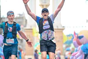 BIB: 5194
                            <button type="button" onclick="openModal(24882947)" class="btn btn-primary btn-sm float-right btn-popup" data-toggle="modal" data-target=".modal-high-quality">
                        <i class="fas fa-shopping-cart"></i> Add to Cart
                    </button>
                                            <button type="button" onclick="isThisMe(24882947, true)" class="btn btn-success btn-sm float-right btn-popup btn-isme hidden" data-toggle="tooltip" data-placement="bottom" title="นี่คือรูปของคุณใช่ไหม คลิกที่นี่เพื่อเอาเข้าอัลบั้ม">
                        <i class="fas fa-plus"></i> Add to album
                    </button>
                    <button type="button" onclick="isThisMe(24882947, false)" class="btn btn-warning btn-sm float-right btn-popup btn-isnotme hidden">
                        <i class="fas fa-ban"></i> Remove from album
                    </button>